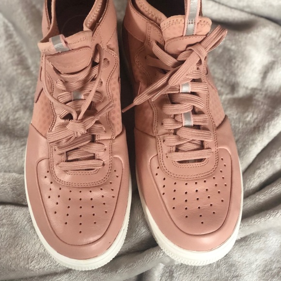 Nike Air Force 1 - Picture 2 of 3